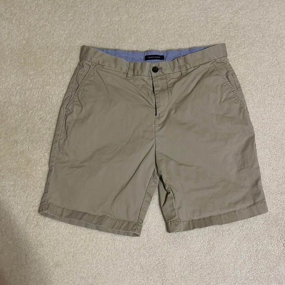 Tommy Hilfiger Mens shorts, size34 - Picture 1 of 5